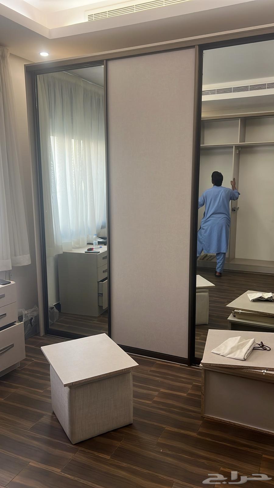 عدد ثلاثه دولاب ثلاث فتحات سحاب مريا وجزامه وخزنه كلها مريا64530036806019113