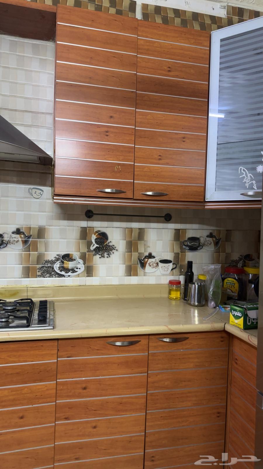 مطبخ مع الاجهزة فرن وغسالة صحون64533888412931111