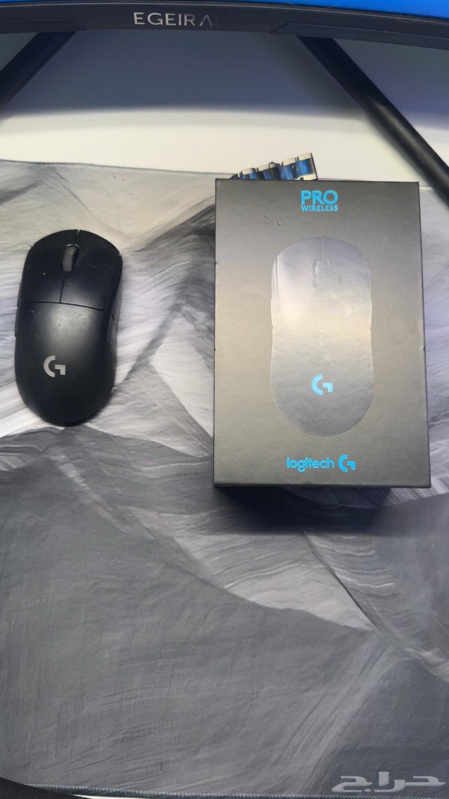 ماوس شبه جديد لوجتك برو مع جميع اغراضه64528964594689112