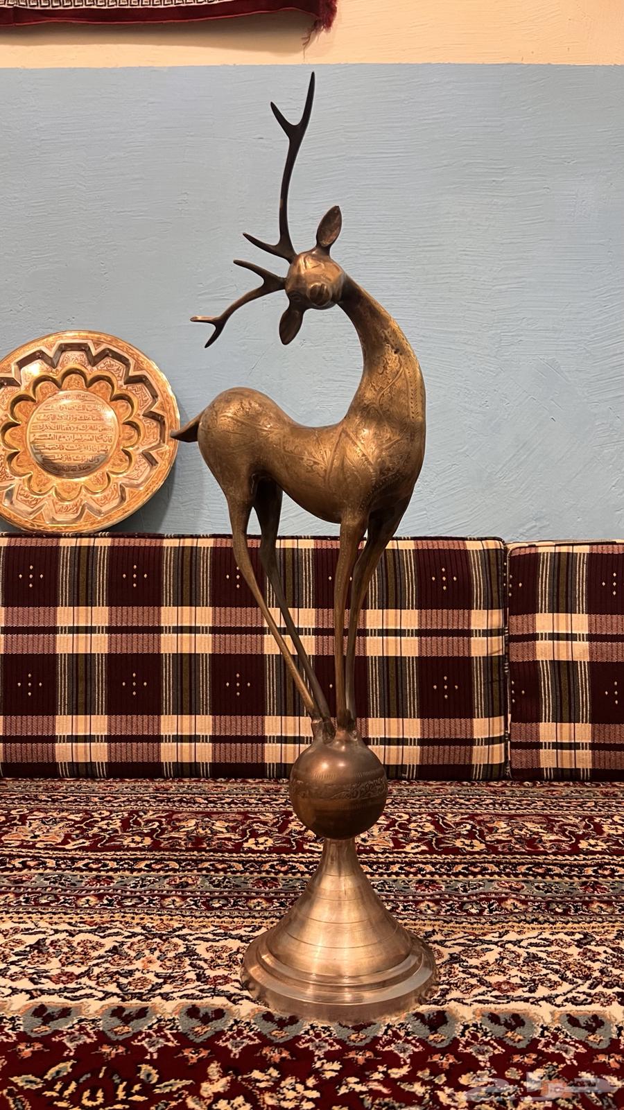 Ancient Deer Statue64532325756162110