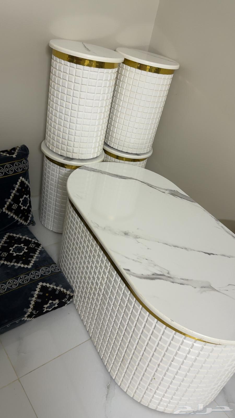 طاولات جديده للبيع64534014874243113