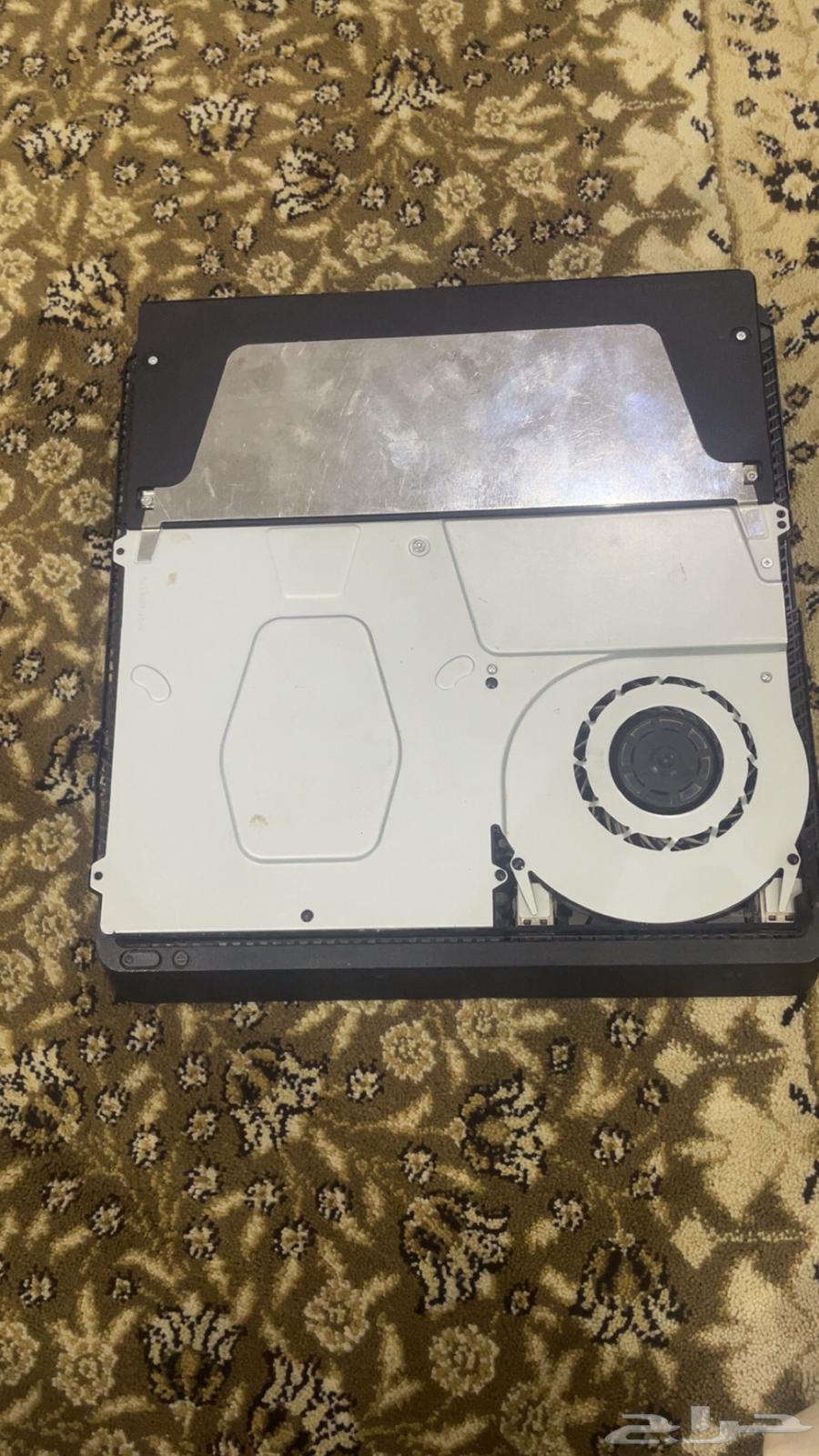 سوني فور والله مو خربان بدون غطاء نراعي الظروف مع شريط قراند64533407879426114