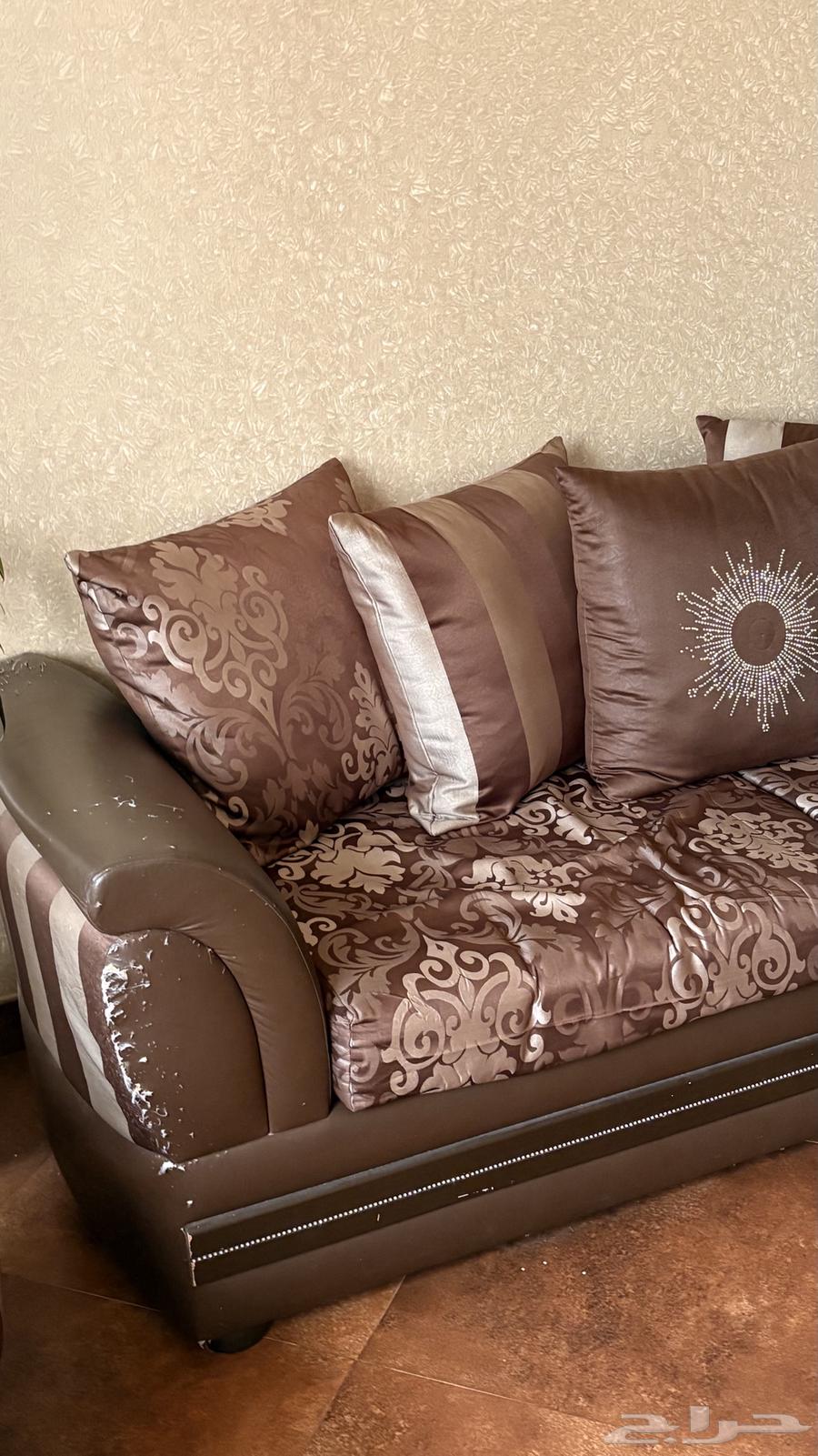 Sofa set and curtain for sale64529334381314113