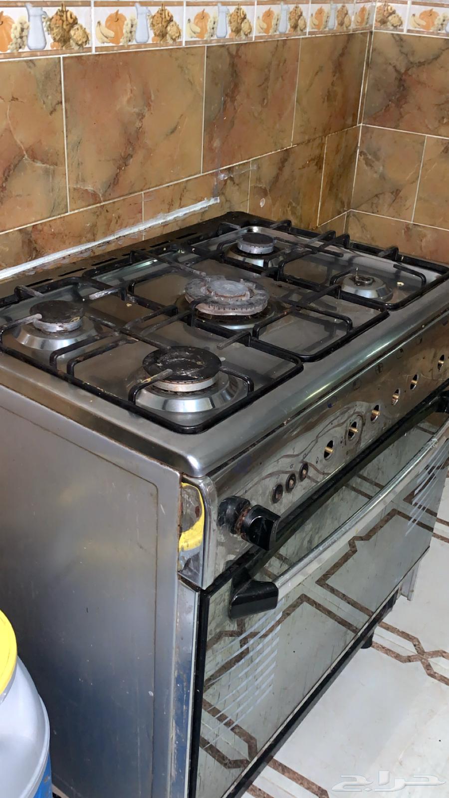 للبيع غساله كهربائيه وفرن بالاضافه لمكرويف64532085703170111