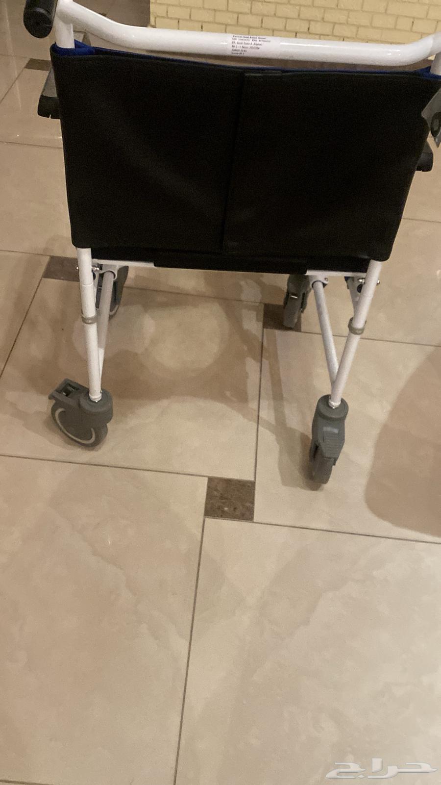 كرسي حمام جديد لم يستخدم لكبار السن64529591024130111