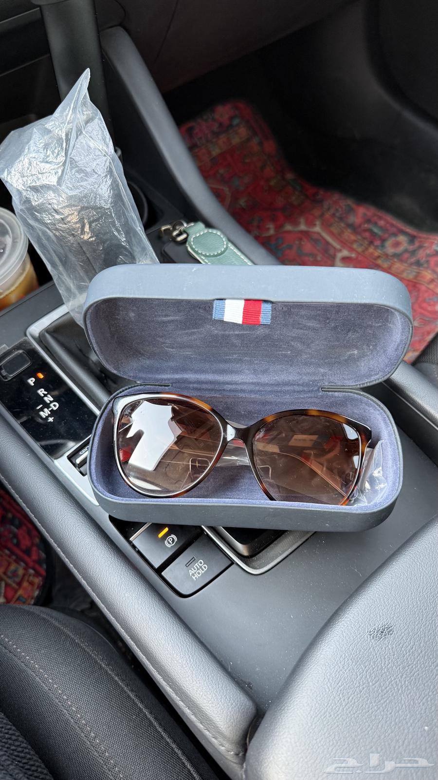 نظارتين تومي هيلفيغر نسائيه64528879219586114