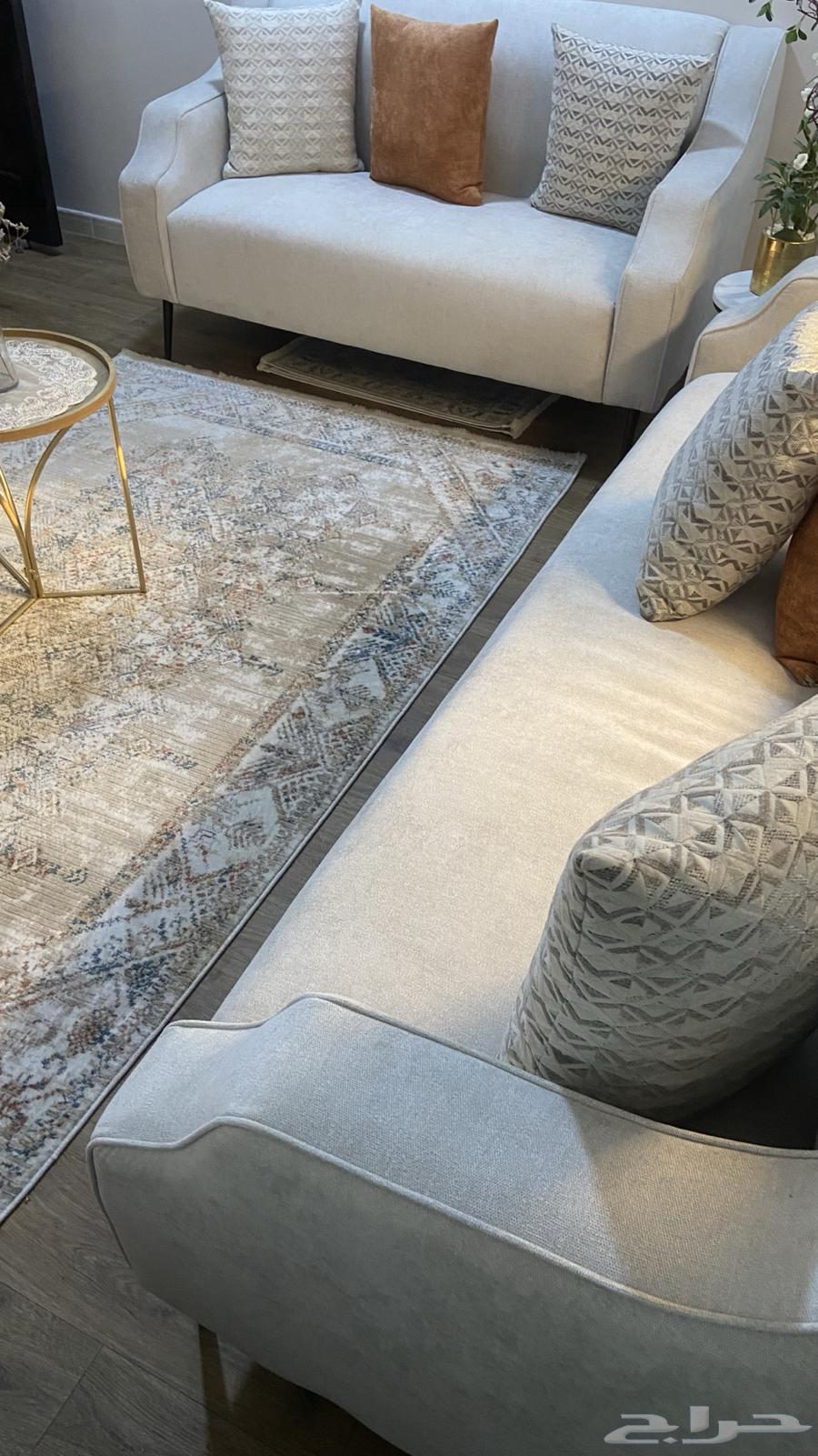 Sofa for sale, 3 pieces, brand new less than a month, reason for sale is relocation64528710540803111