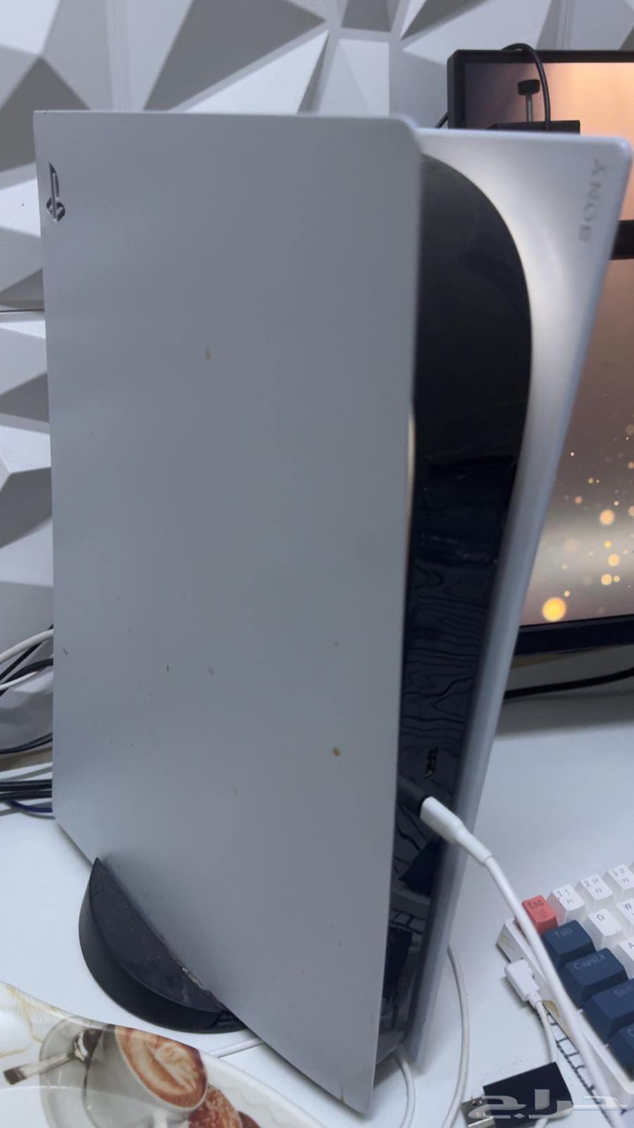 Sony 5 with account for sale (any amount under 2000 won't suit it)64527123098755111