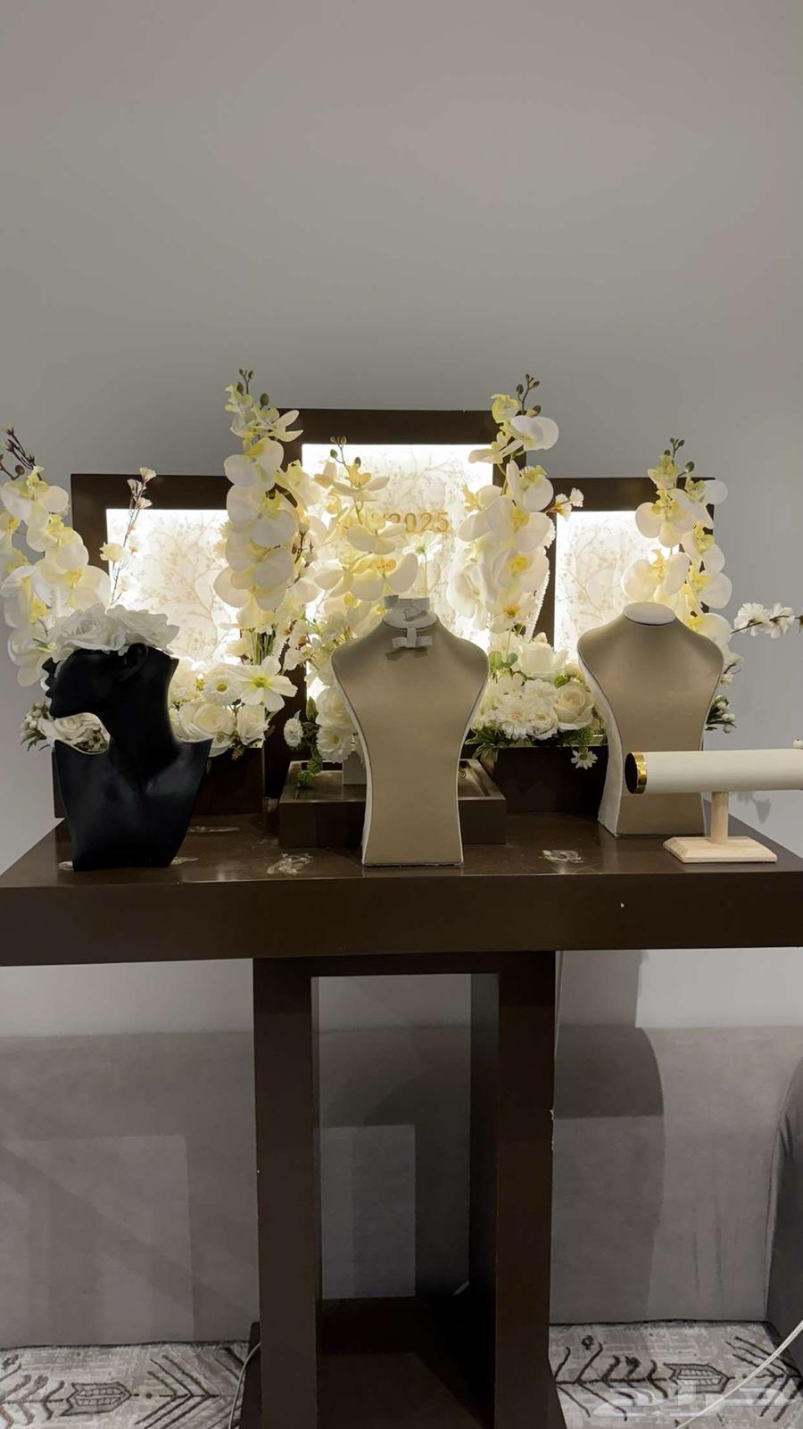 عربية للمناسبات للبيع64531575066114113