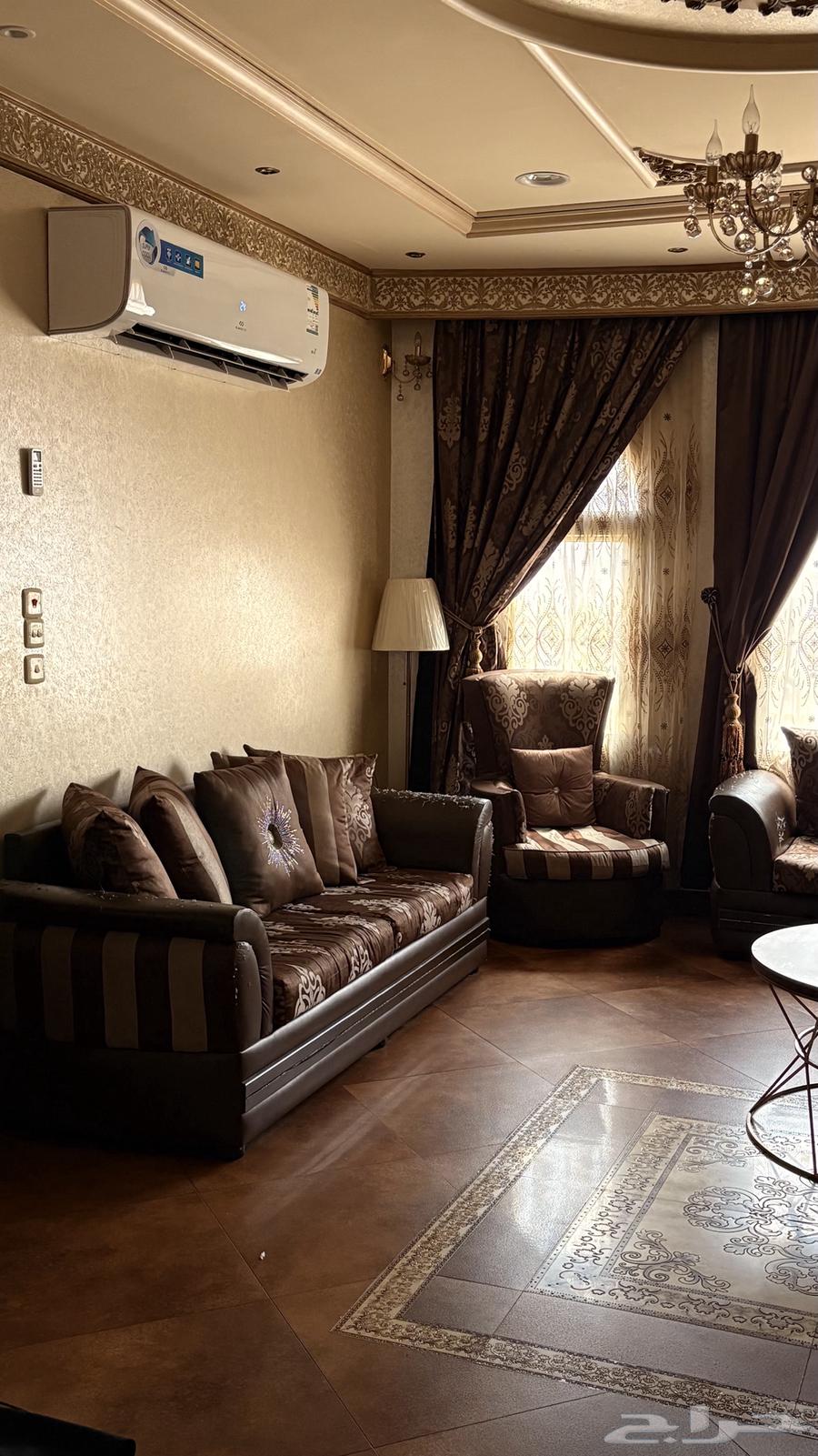 Sofa set and curtain for sale64529334381314112