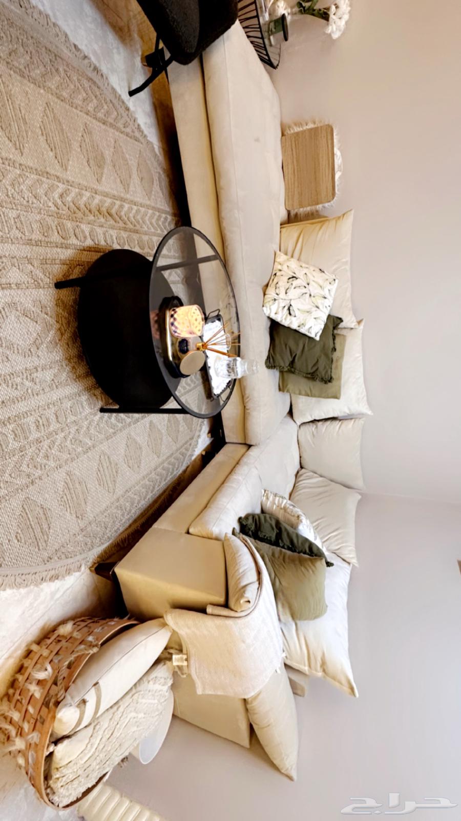 Sofa64528794909057112