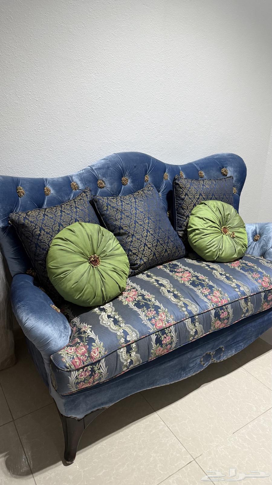 كنب فاخر 8 قطع للبيع المدينة المنورة64532975287425110