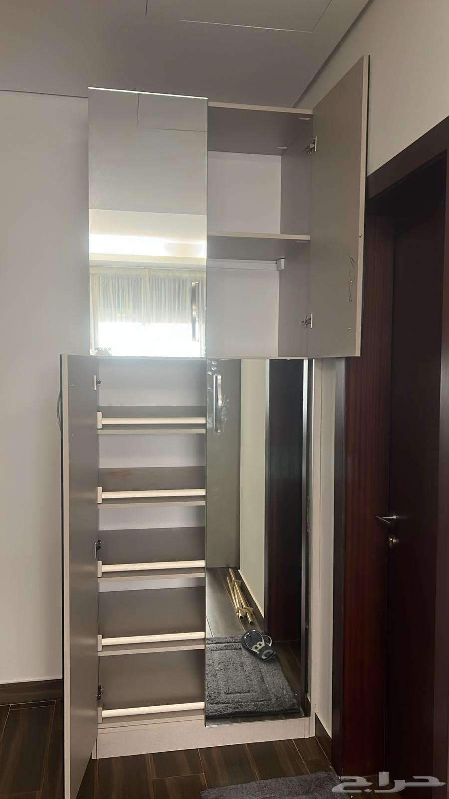 عدد ثلاثه دولاب ثلاث فتحات سحاب مريا وجزامه وخزنه كلها مريا64530036806019111