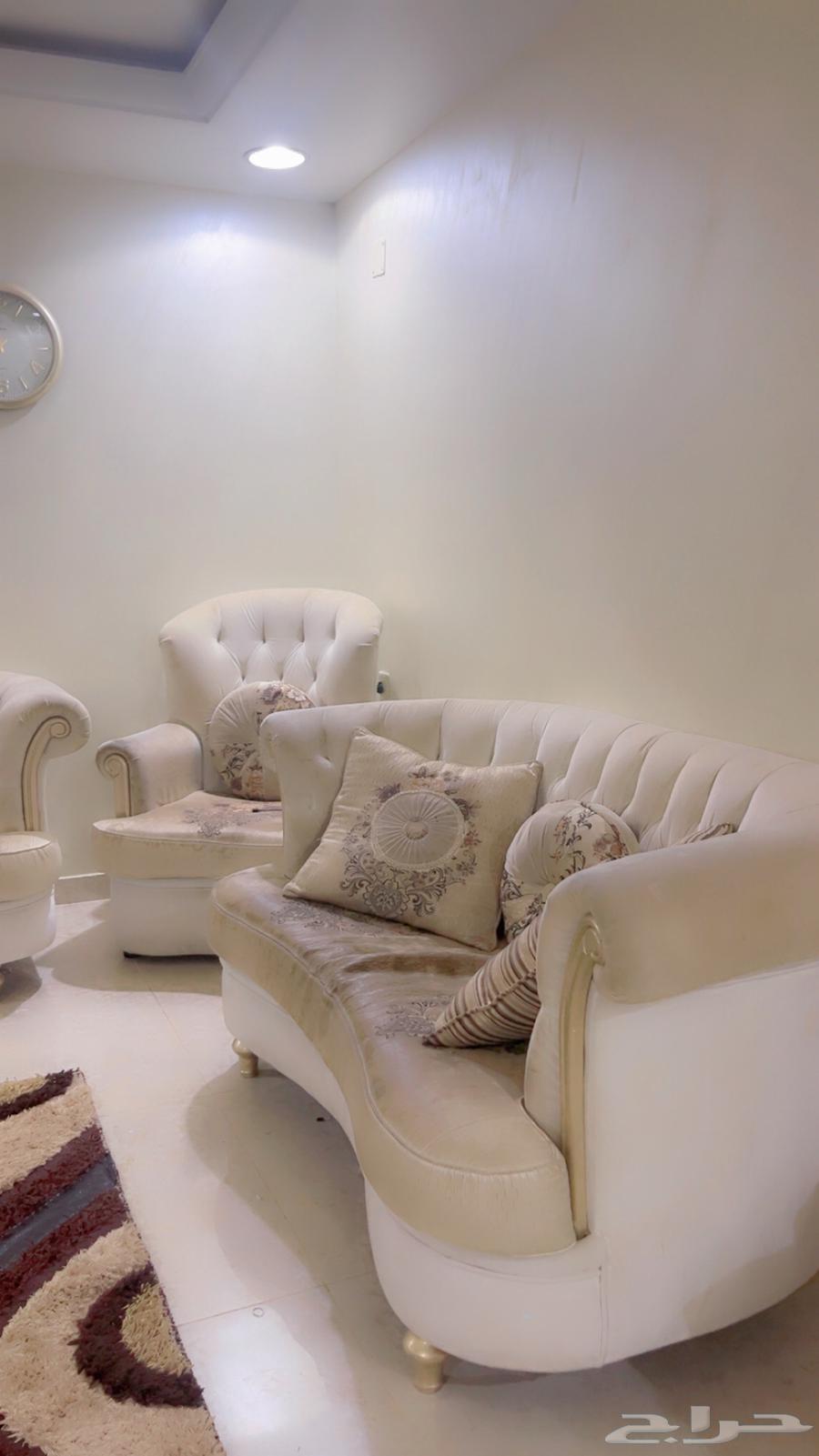 اثاث كنب نظيف جدا64527628409089111