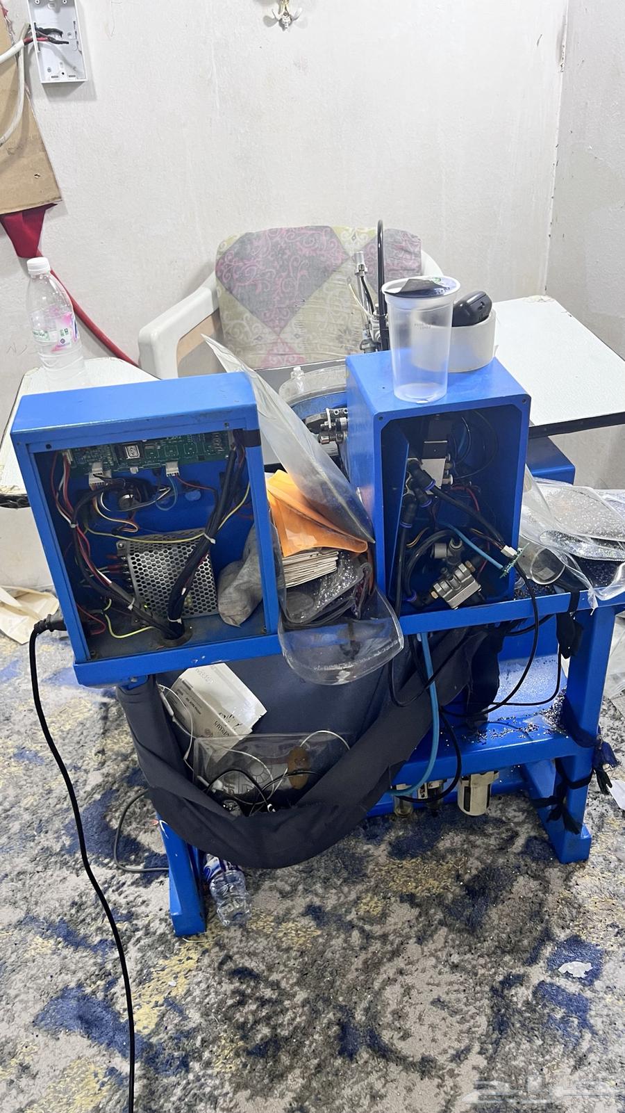 موجود مكينه تطريز ومعها ماطور هواء للبيع64533291622274111