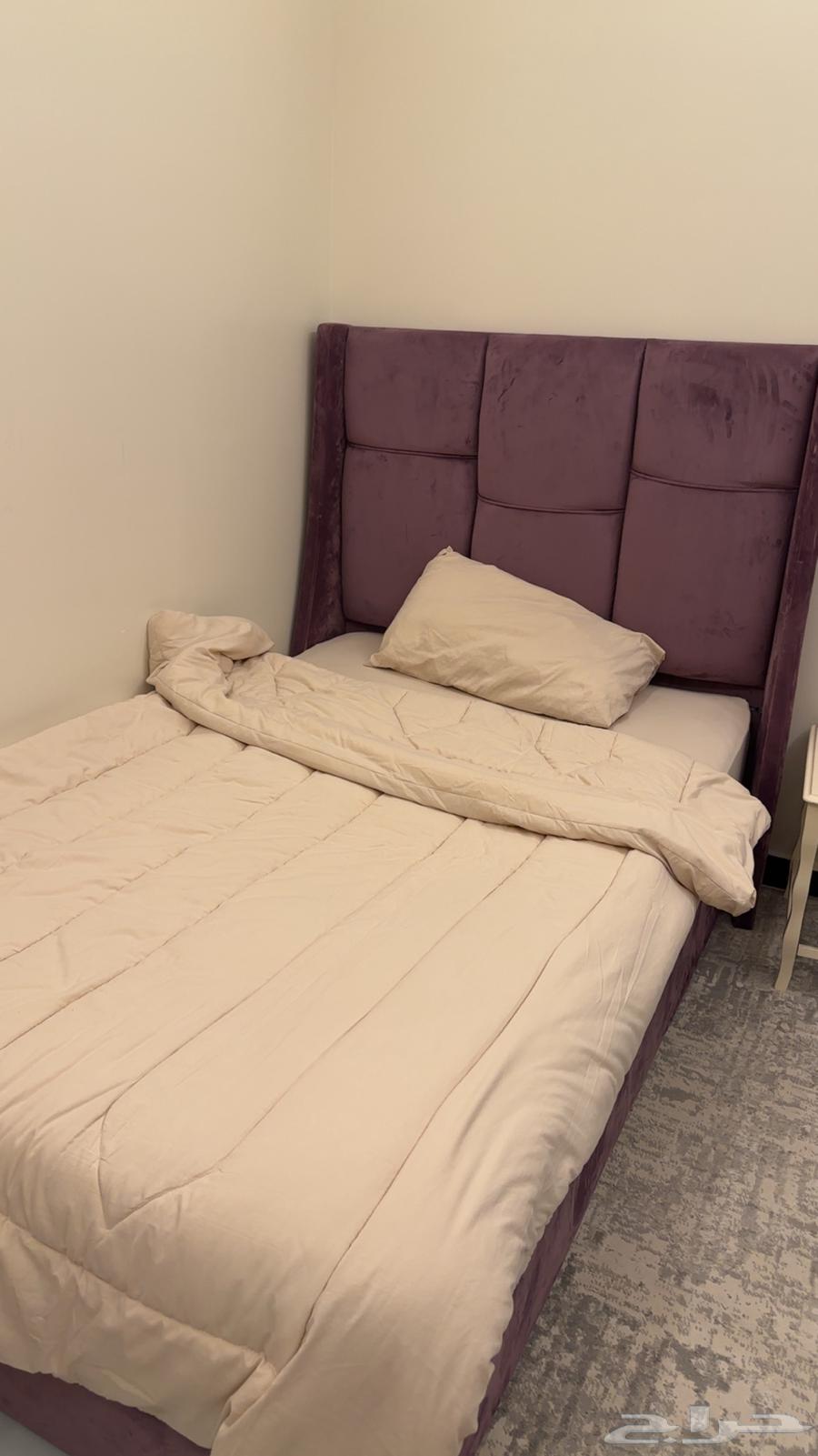 سرير نفر كبير شبهه جديد فصلته الوالده وماكتب يكون لها64528153755778110