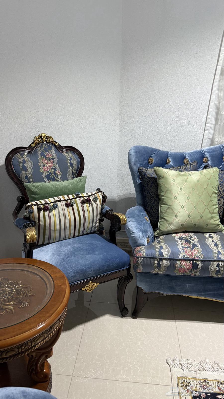 كنب فاخر 8 قطع للبيع المدينة المنورة64532975287425113