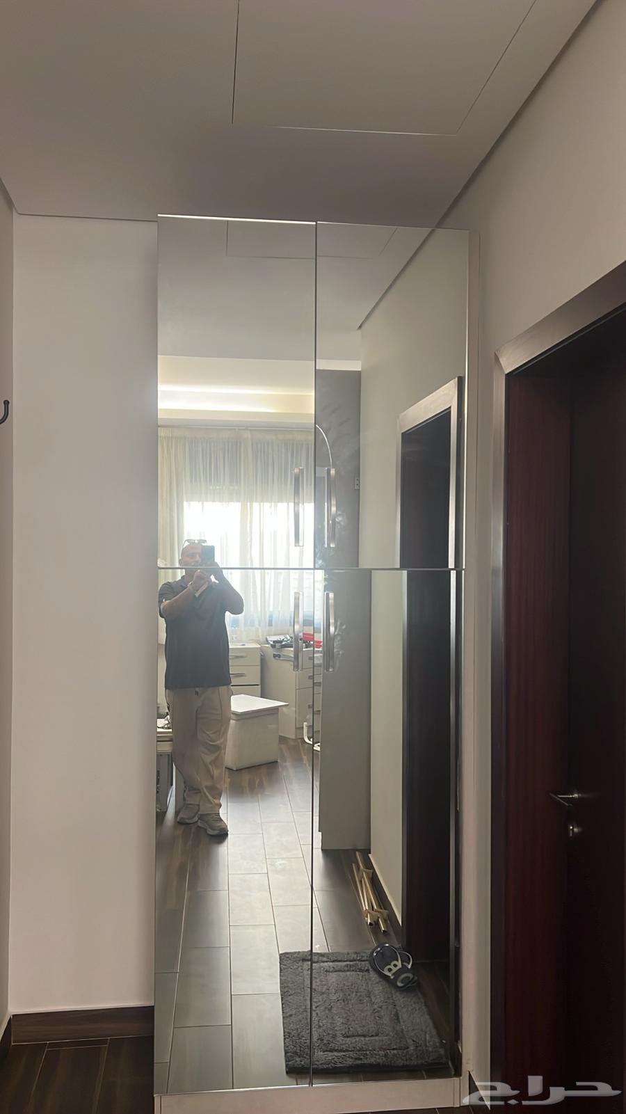 عدد ثلاثه دولاب ثلاث فتحات سحاب مريا وجزامه وخزنه كلها مريا64530036806019112