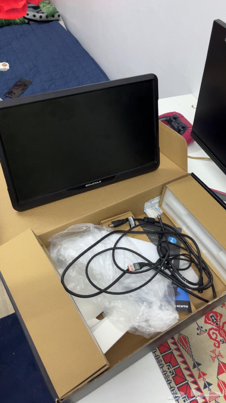 شاشة بي سي جانبيه صغيره64534887200387110