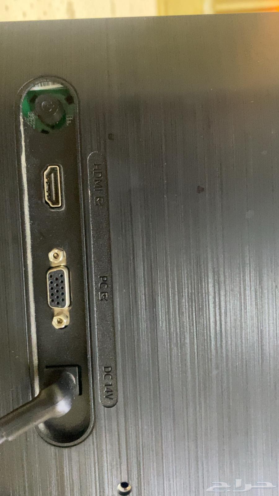 شاشة قيمنق 60فريم الجديدة بس فيها الخدوش ما تضر وقت اللعب64530205414145110