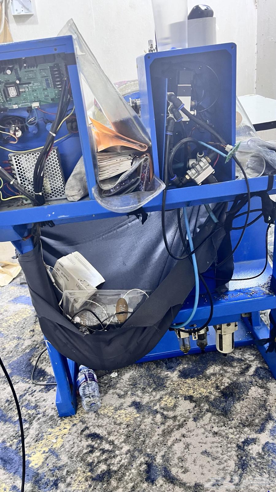 موجود مكينه تطريز ومعها ماطور هواء للبيع64533291622274110