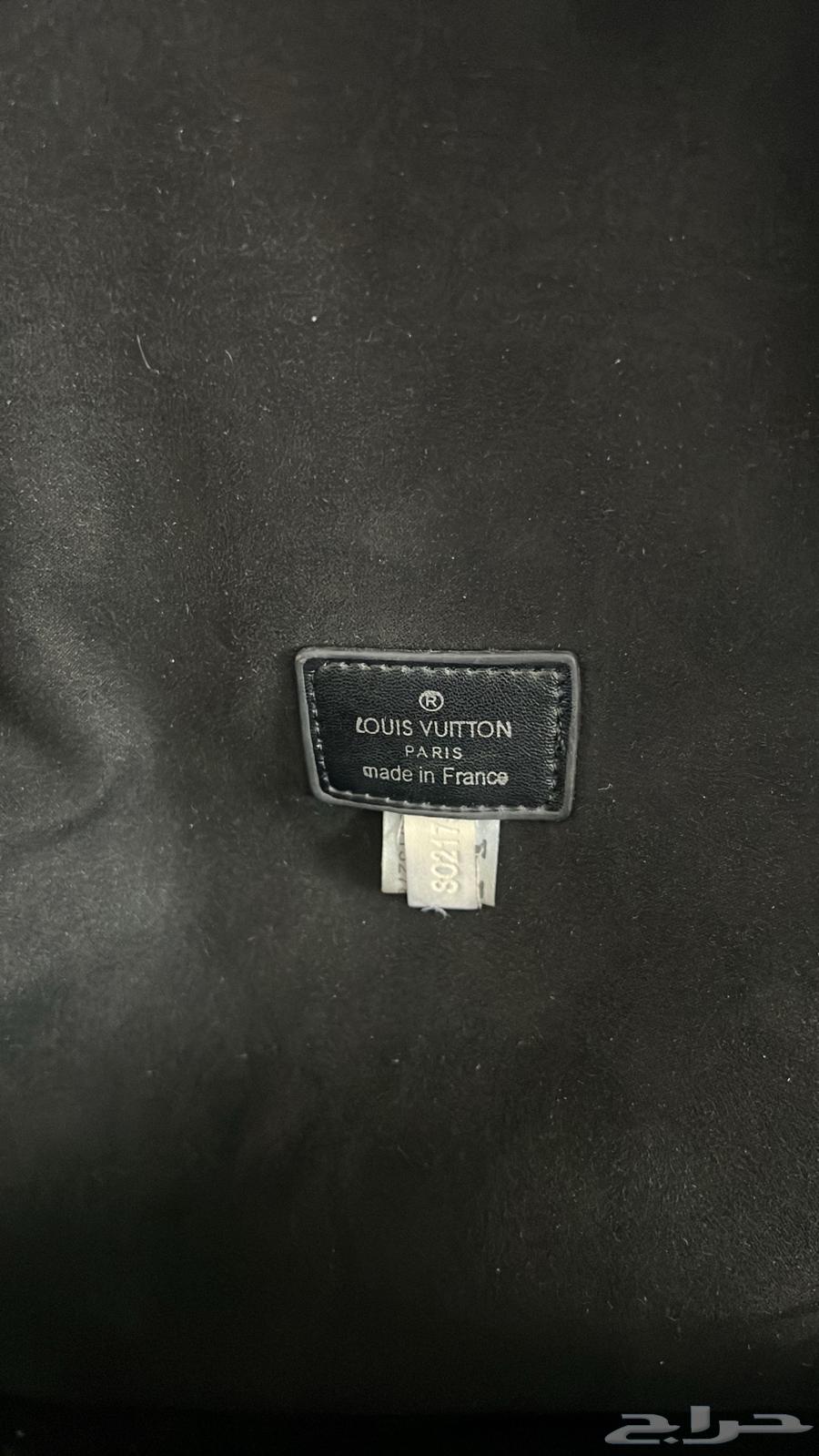 شنطة رجاليه شبه جديده64534887243649114