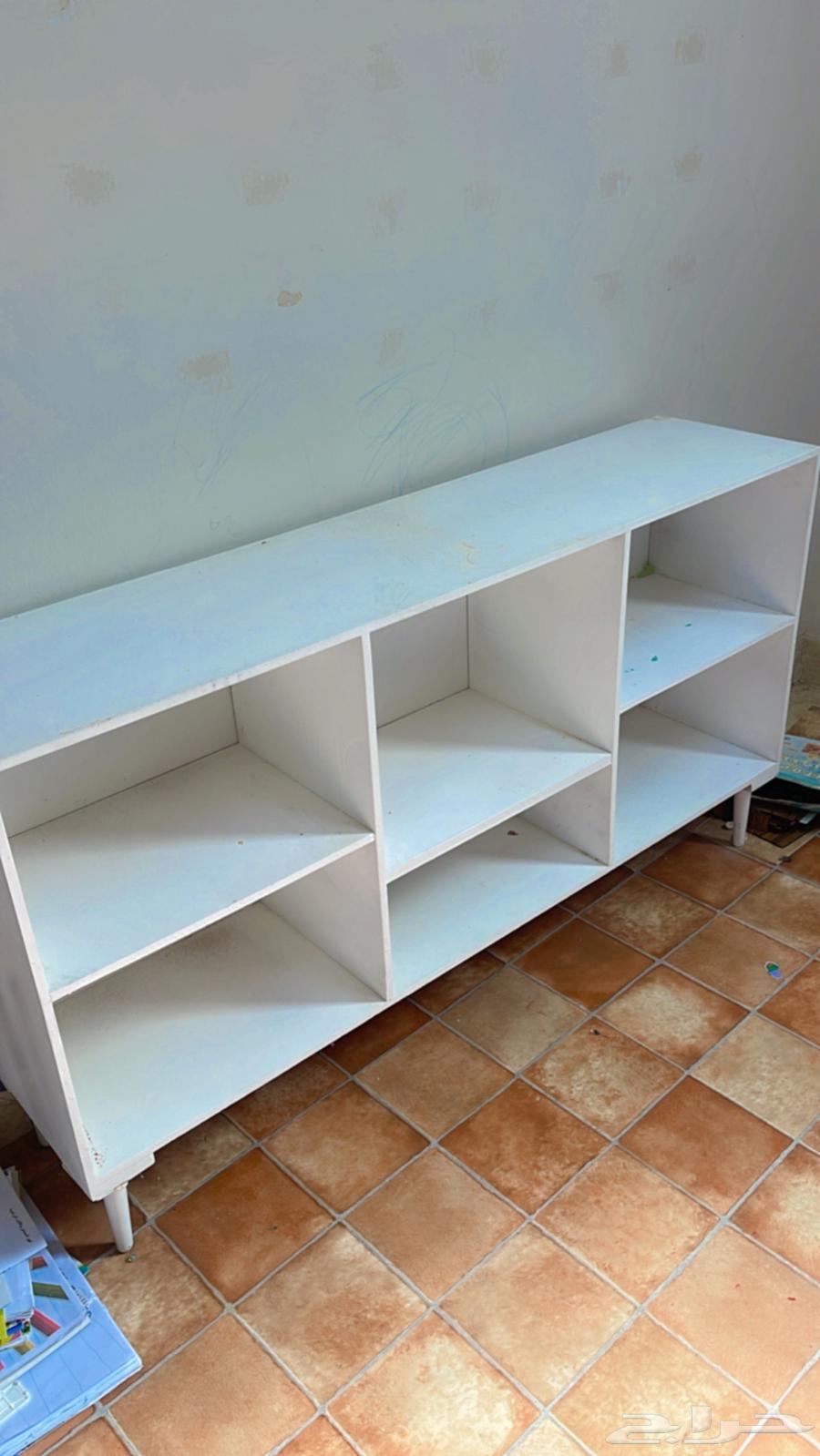 Bookshelf for books64448860044290112
