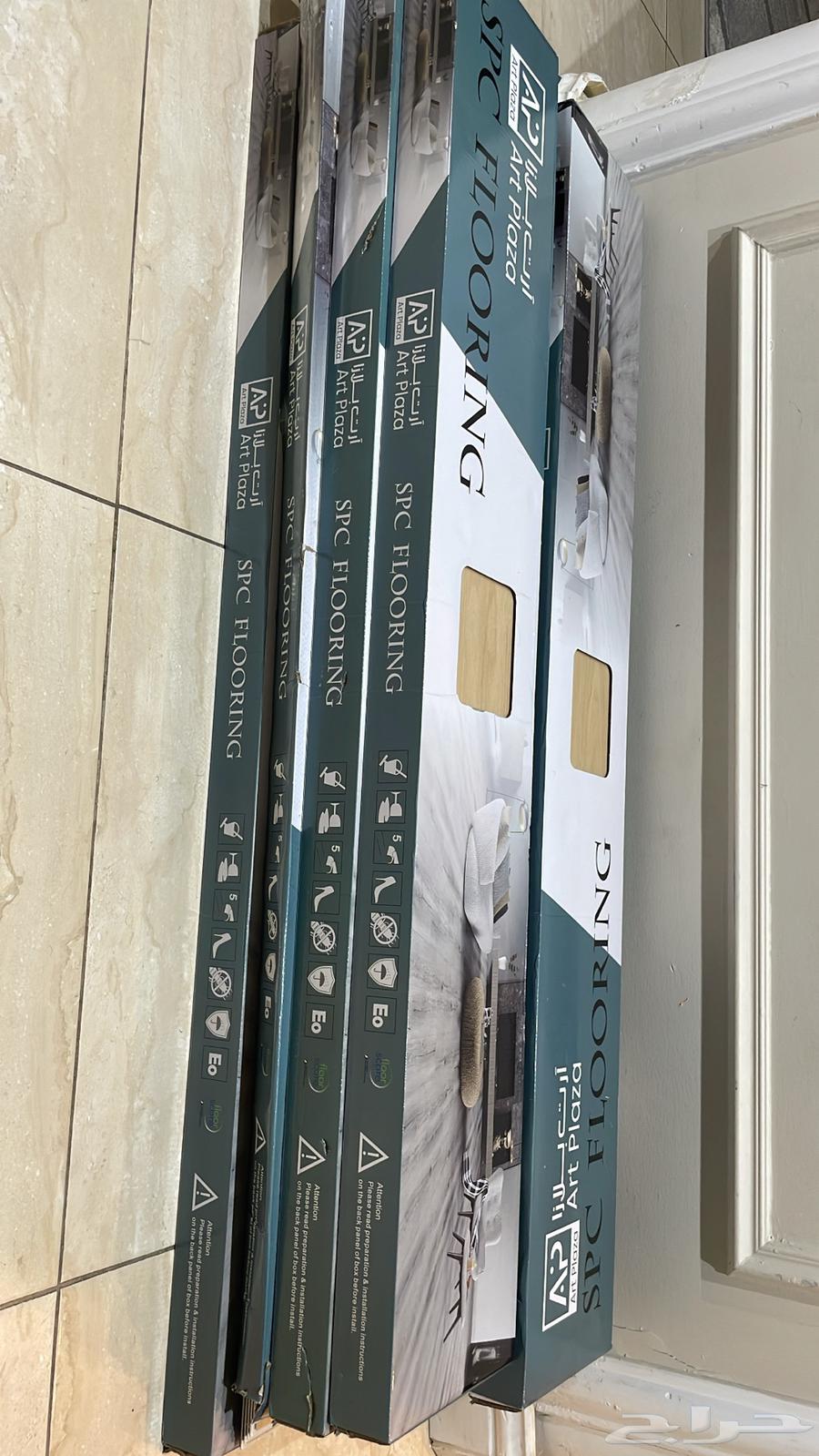 للبيع باركيه SPC لون خشبي فاتح64530247889411111