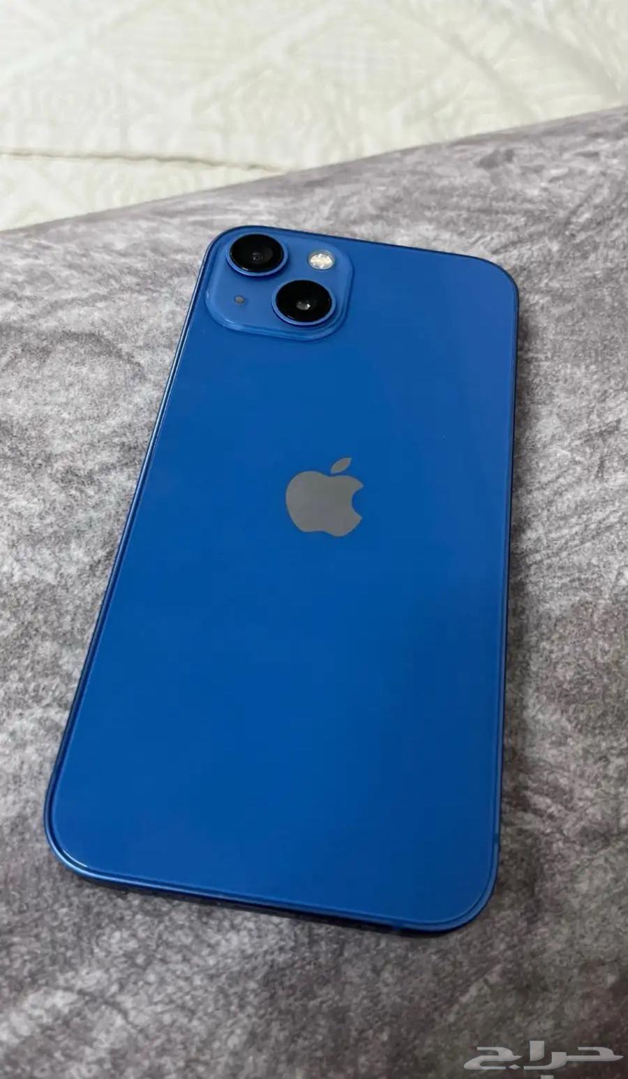 Regular iPhone 1364528153858689114