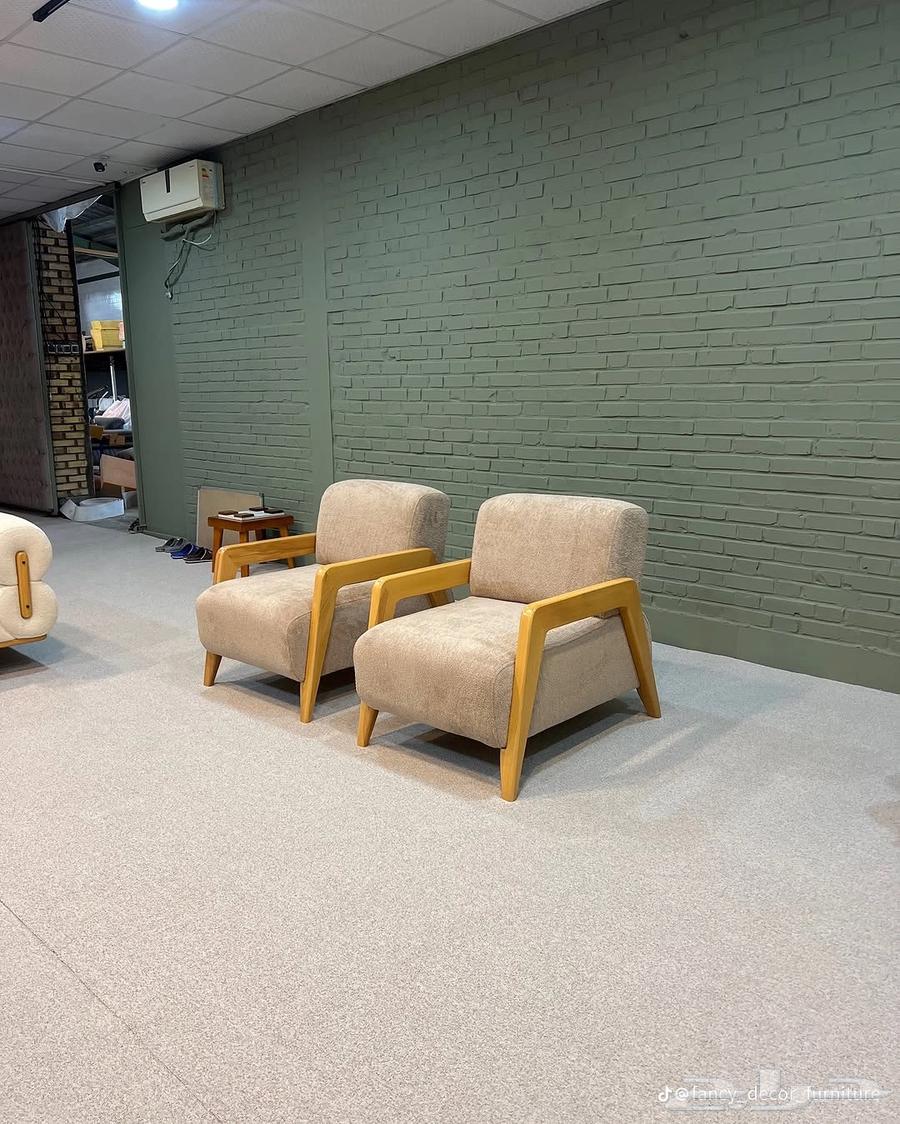 Three sofas two chairs64533986811778113