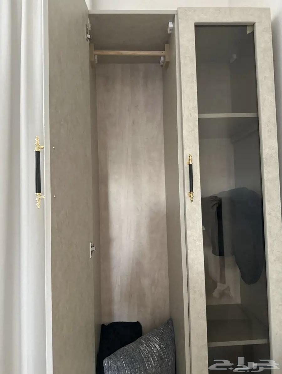 دولاب صغير بابين64533393593858112