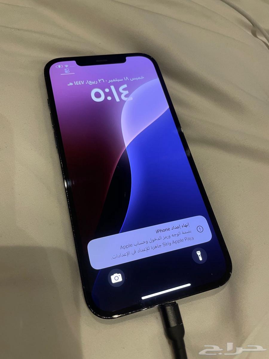 The phone is clean, no issues, selling to the highest bidder64532240929025114