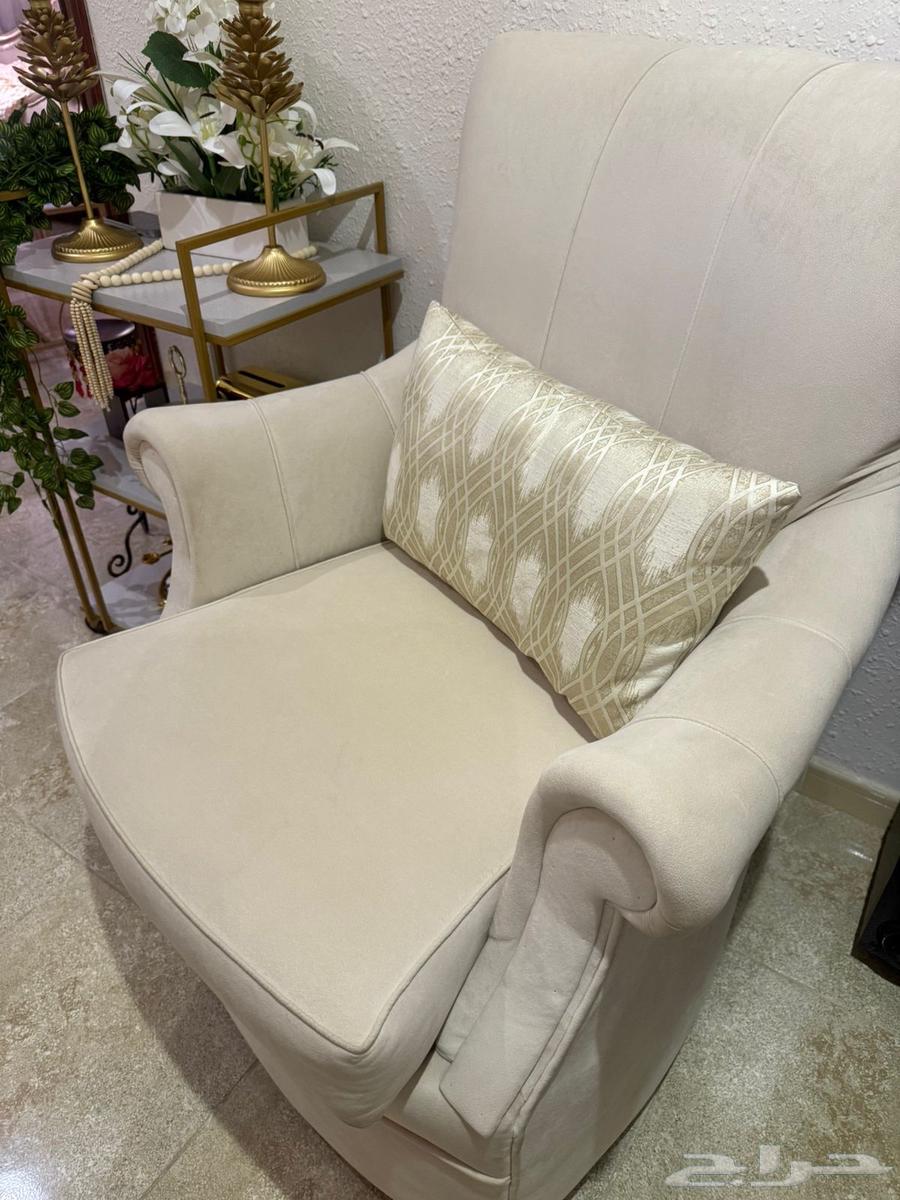 Sofa with crystal table64534043028099113