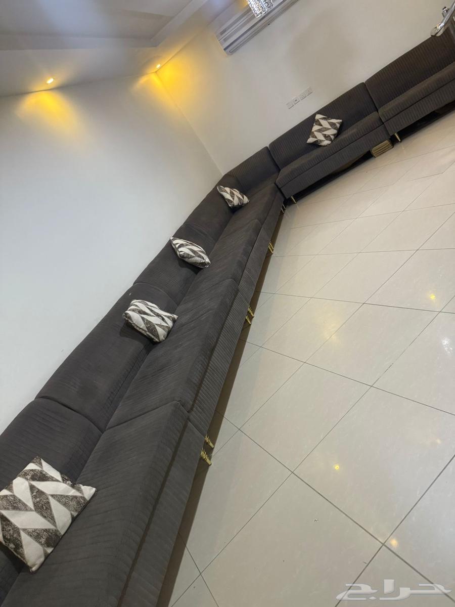 Large living room sofa with table, 7 tables and a free floor table64530219483393110