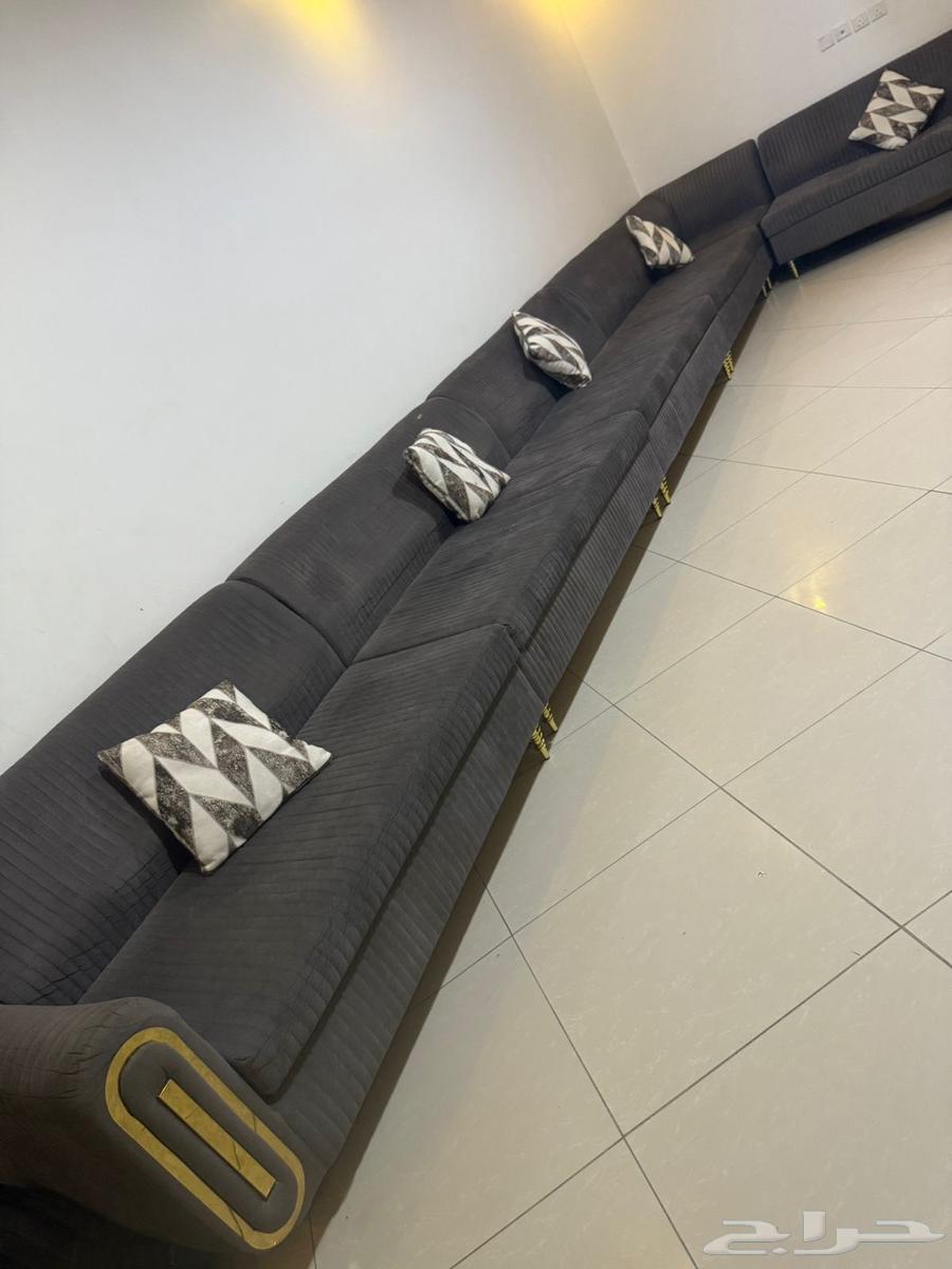 Large living room sofa with table, 7 tables and a free floor table64530219483393113