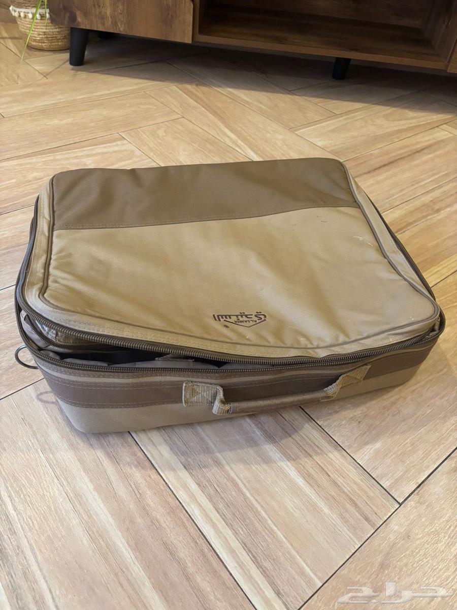 شنطة رحلات وحده كبيره ووحده لعزبة القهوه والشاي الكبيره64533118993537111