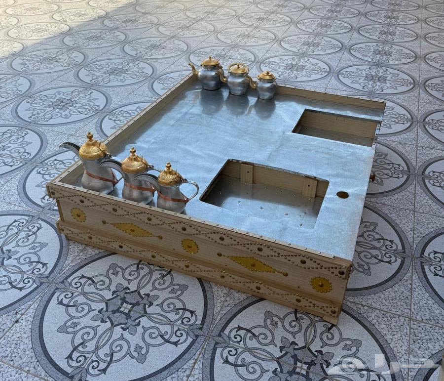 للبيع منقل خشب وطقم دلال واباريق زينة64531322703235110