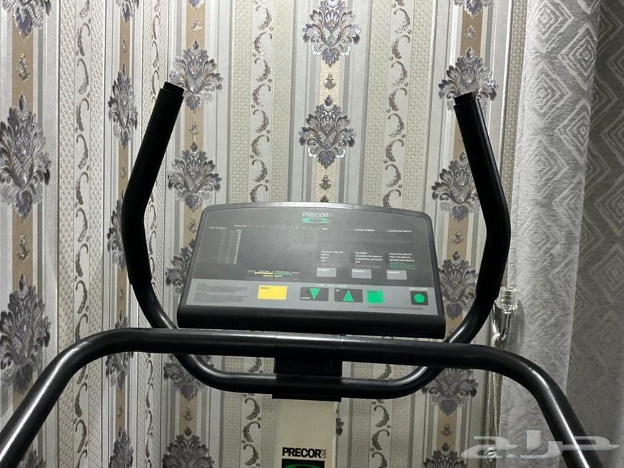 جهاز رياضي درج من شركة precor64529263935235113