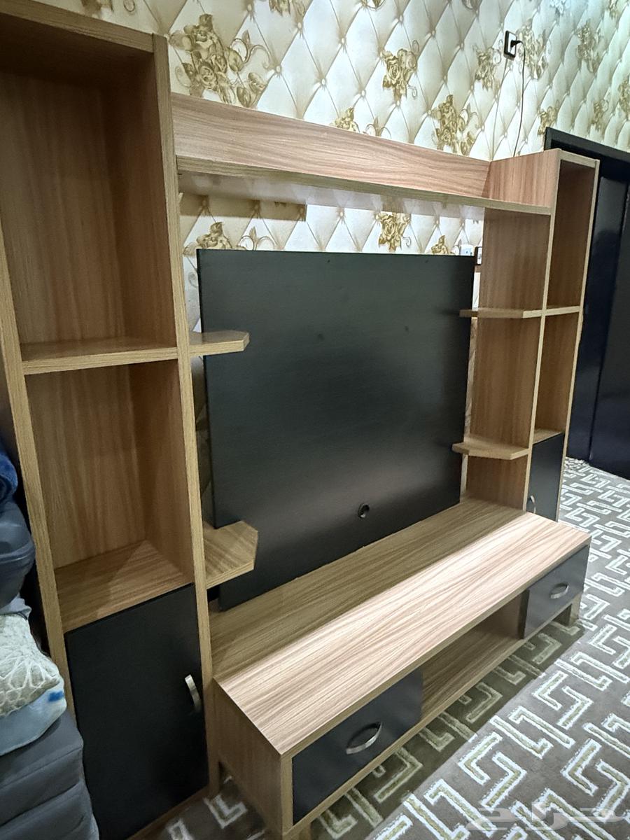 For sale TV cabinet, dining table, three-piece sofa64534293878403111