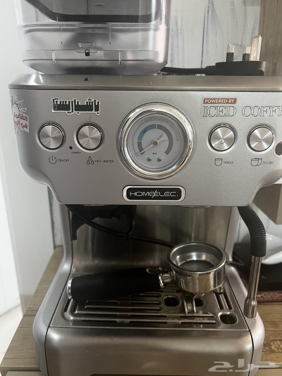 الالة قهوه مع مطحنه لي الاسبرسو وV60 ممتازة خاليه من اليوب64532226906755111