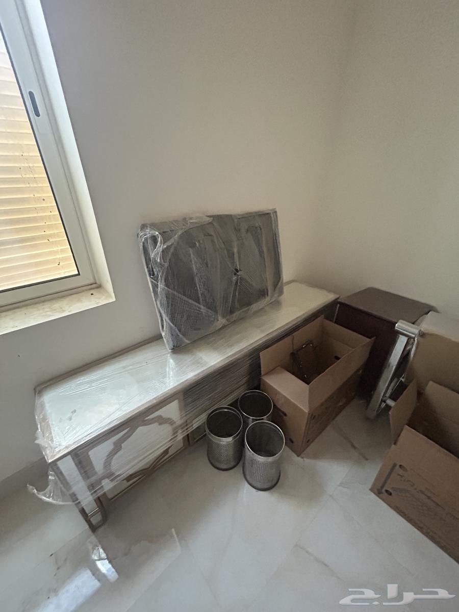 Sofa set and 2 sets of backrests and screen64529250006529110