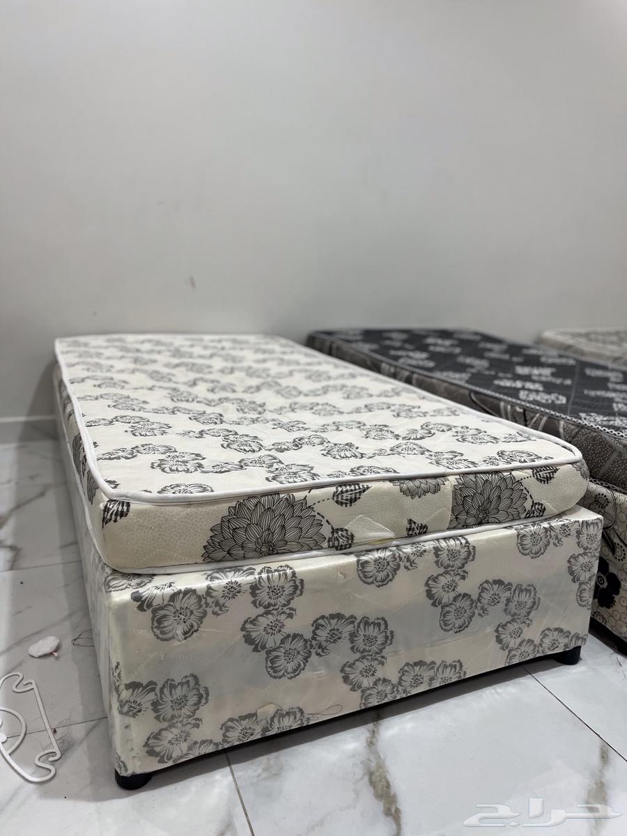 أسره شبه جديده وكنب متين أسعار مناسبة جدا64534971416066110