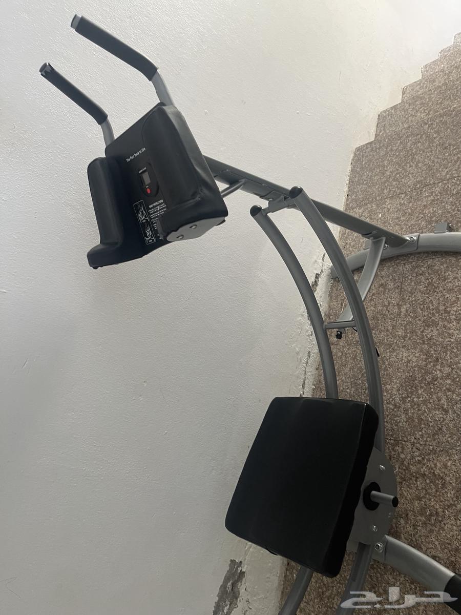 Abdominal muscle exercise device64529519516417110