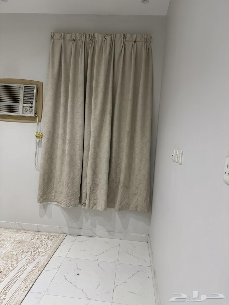 Table Set with Carpet and Curtain64531575023746113