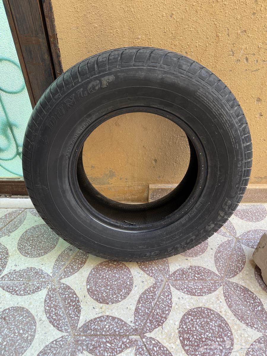 Three covers, two in very good condition and one in good condition, sale allowed64534901385731112