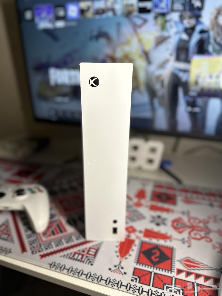 اكس بوكس سيريس S معا يدين64530769590147114