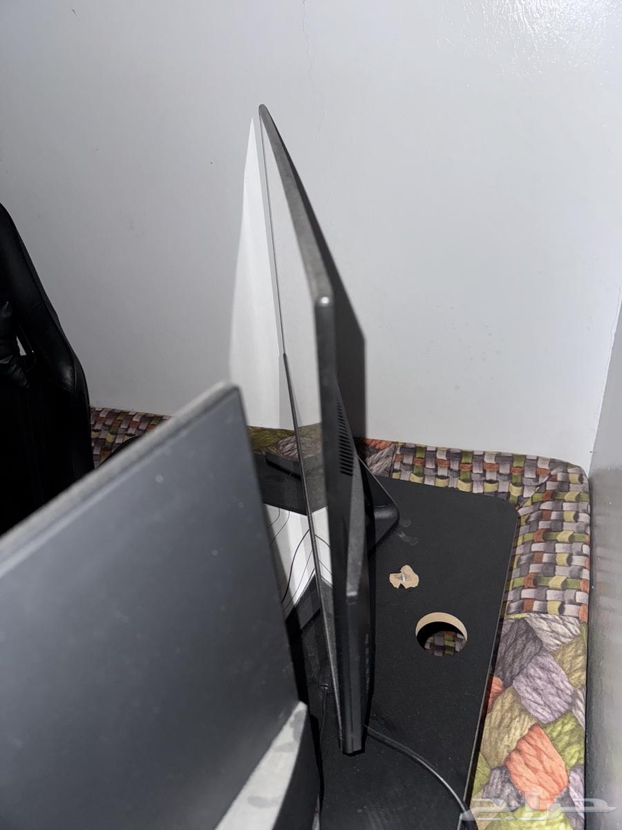 شاشة 27 انش للبيع64531196372481111