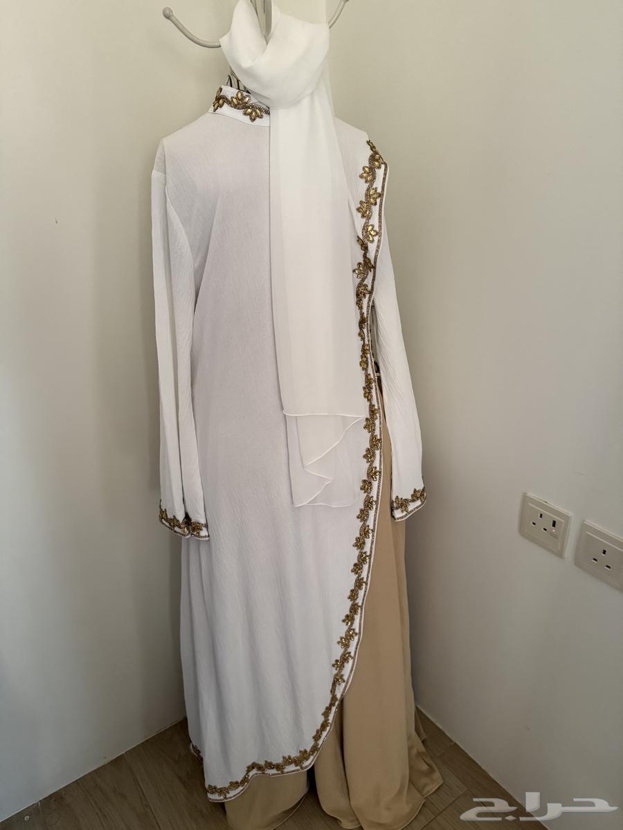 جلابيه والله جديده غير مستخدمه السبب المقاس64530093101185110