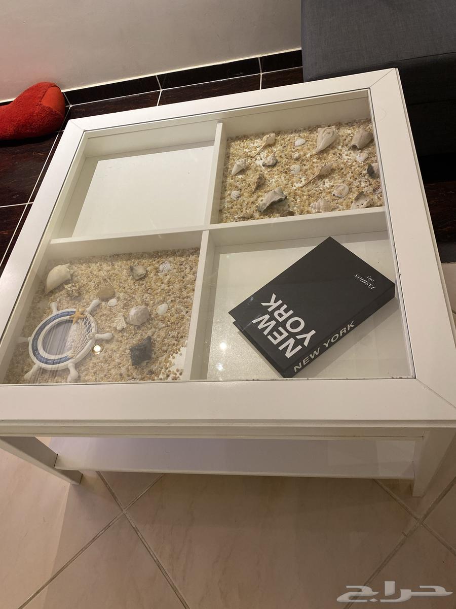 Ikea table64530997199618110