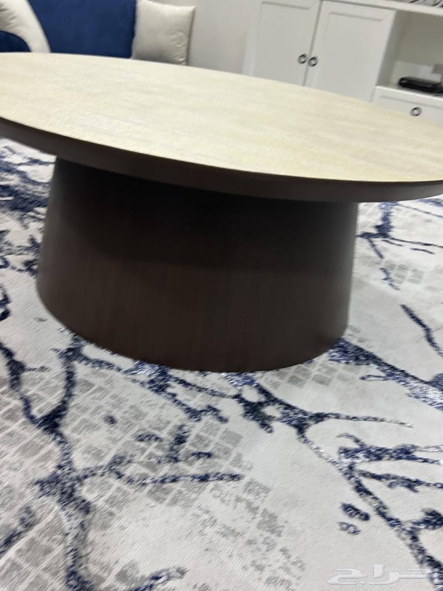 Coffee table and service tables64520656663554111